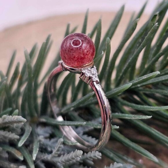 Beautiful Nature Strawberry Quartz Adjustable Ring - Picture 4 of 10
